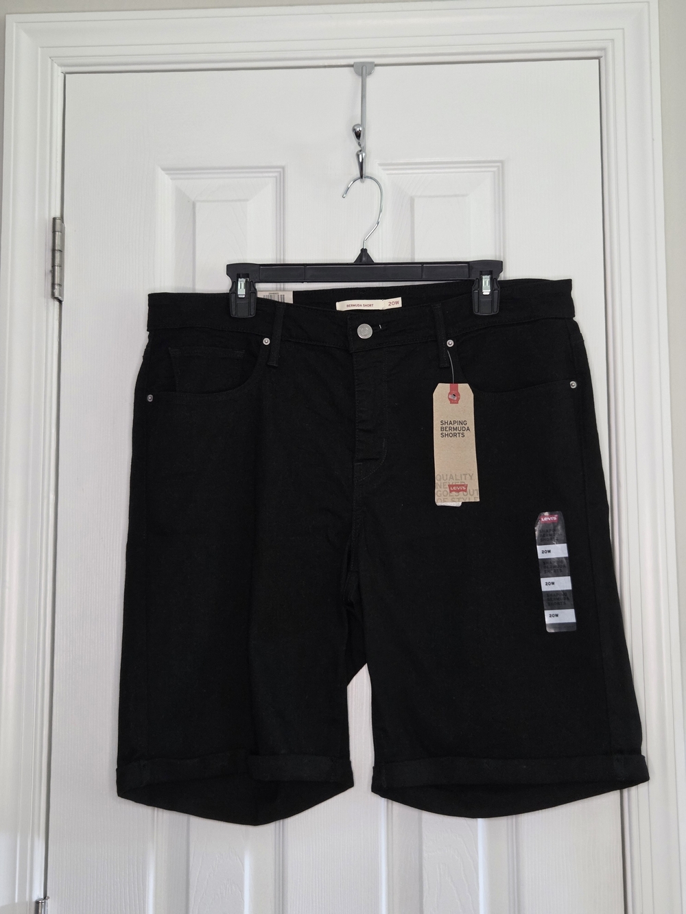 Levi's Black Shaping Bermuda Shorts